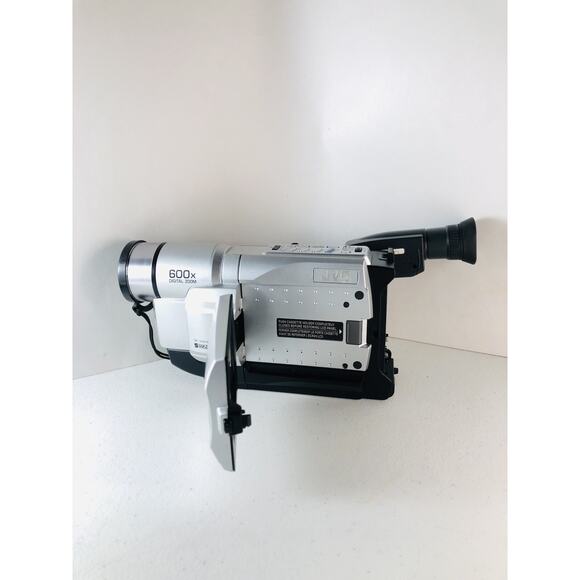 JVC GR-SXM740U Super VHS-C Camcorder w/Bag,New Battery, Charger,Cassette Adapter - Picture 13 of 14